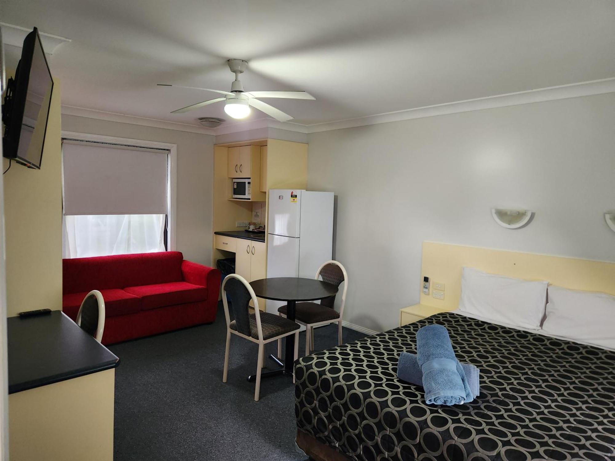 Narrabri Motel And Caravan Park Екстер'єр фото