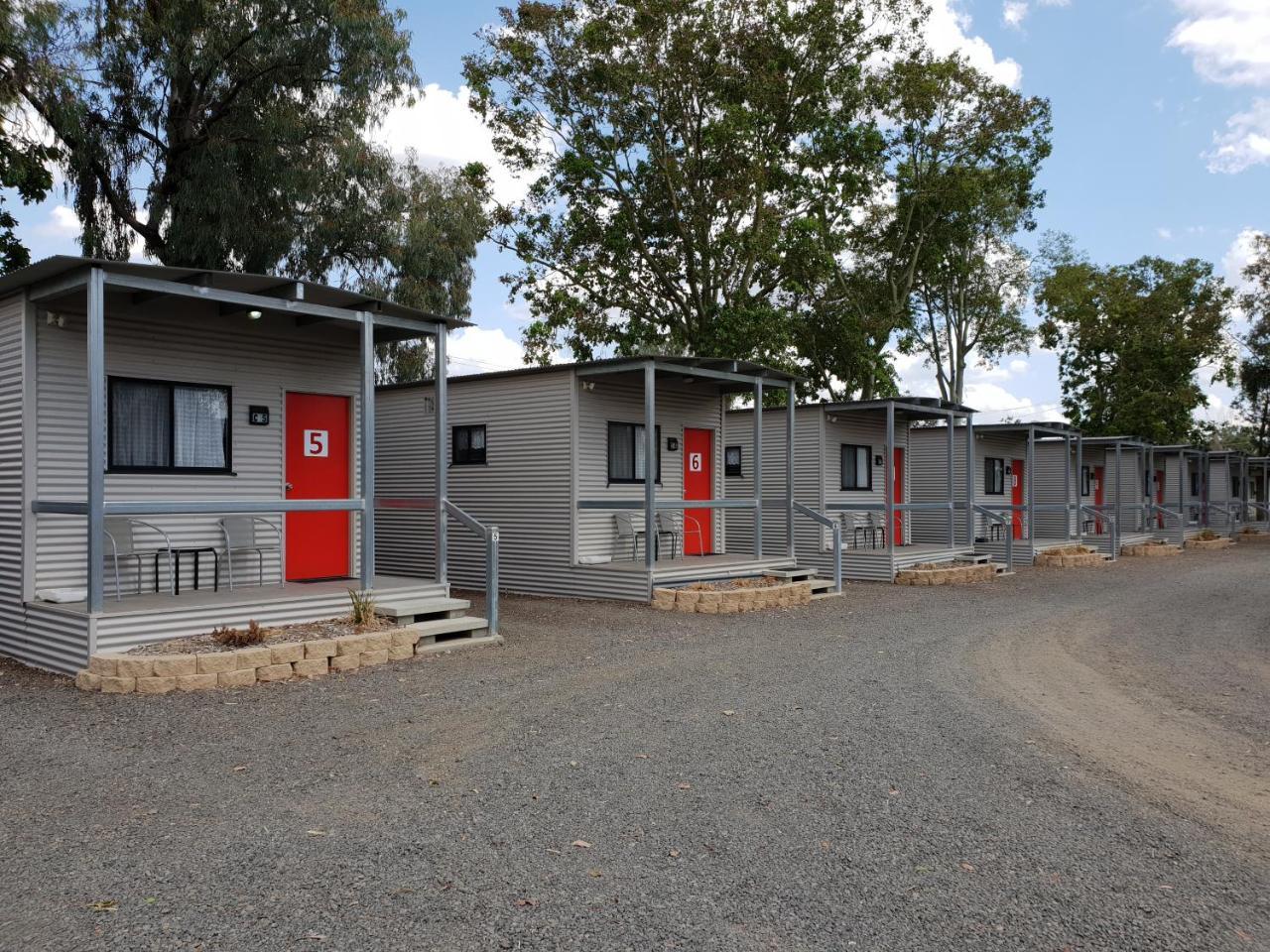 Narrabri Motel And Caravan Park Екстер'єр фото